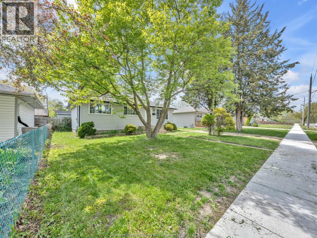 1583 Ferndale Avenue, Windsor, Ontario  N8T 2K3 - Photo 27 - 26012792
