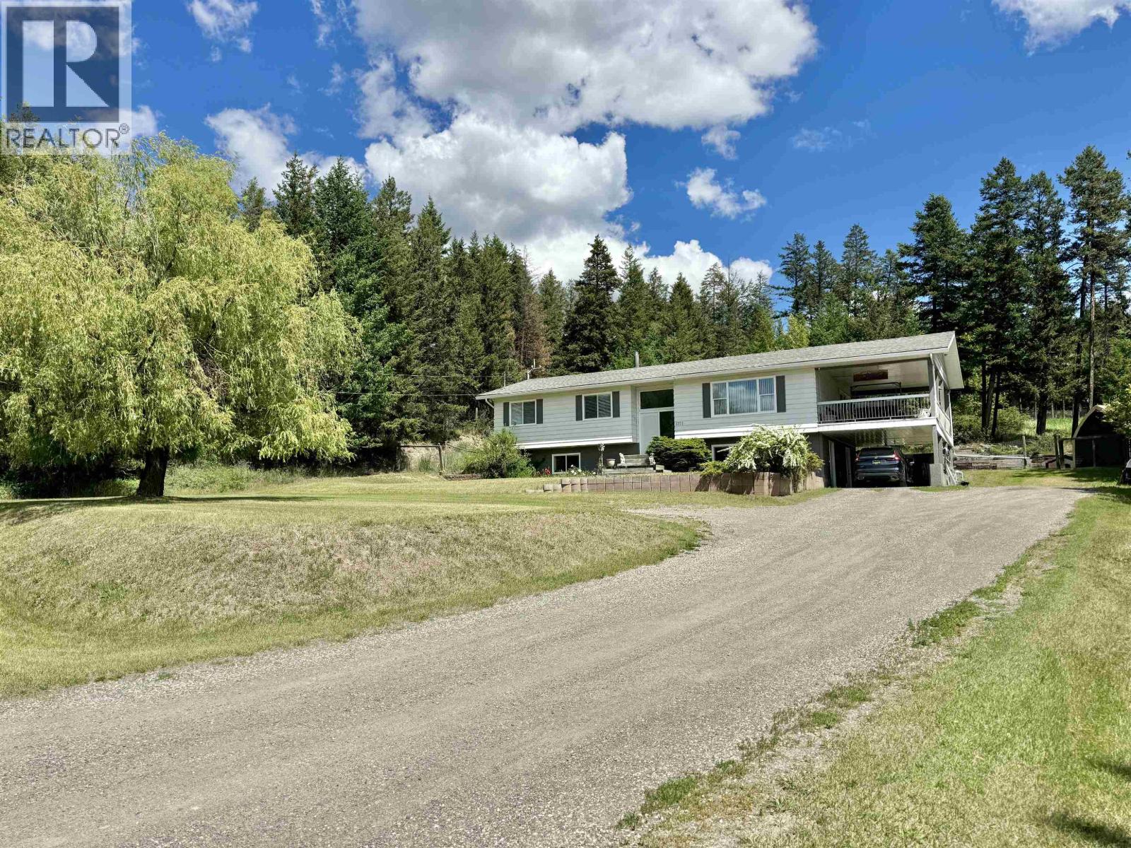1371 Mile 168 Road, Williams Lake, British Columbia  V2G 5C5 - Photo 1 - R3137862