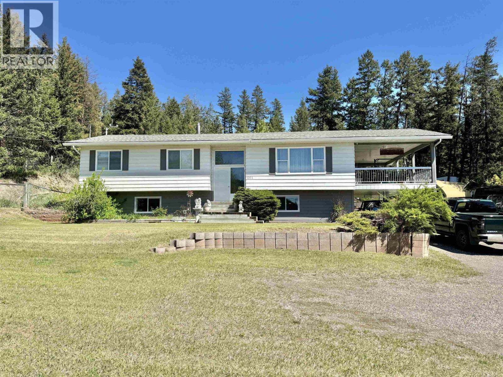 1371 Mile 168 Road, Williams Lake, British Columbia  V2G 5C5 - Photo 2 - R3137862