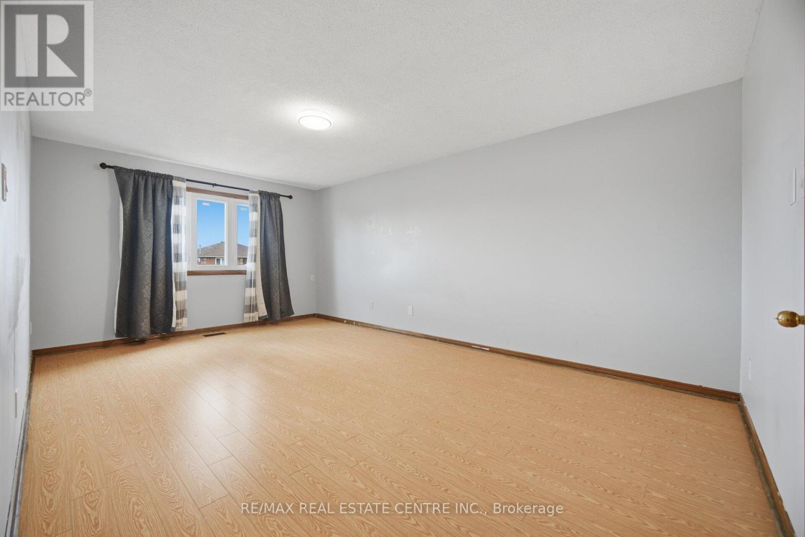 12 Woodsend Run, Brampton, Ontario  L6Y 4G8 - Photo 32 - W13488428