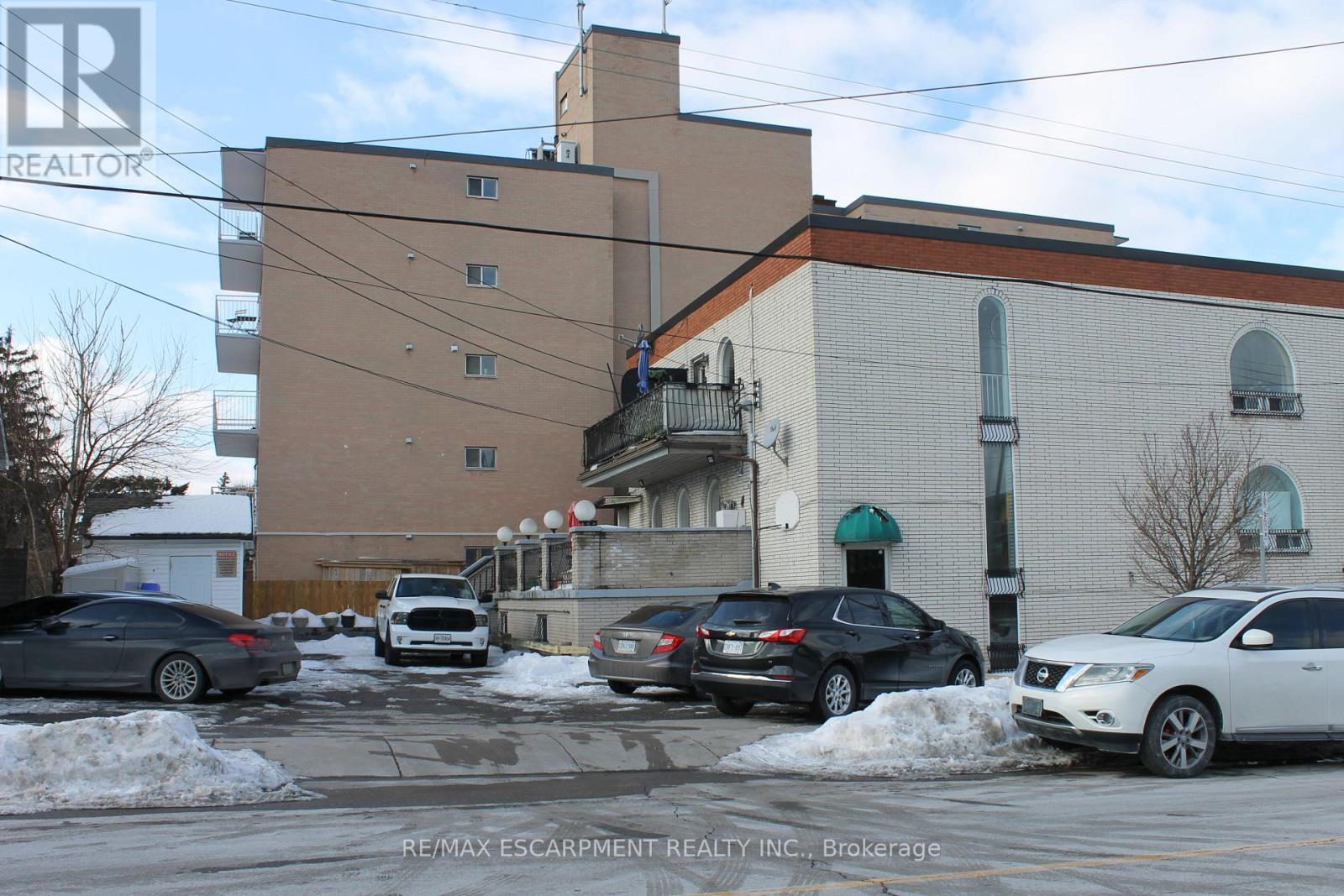 2328 King Street, Hamilton, Ontario  L8K 1X4 - Photo 10 - X12799920
