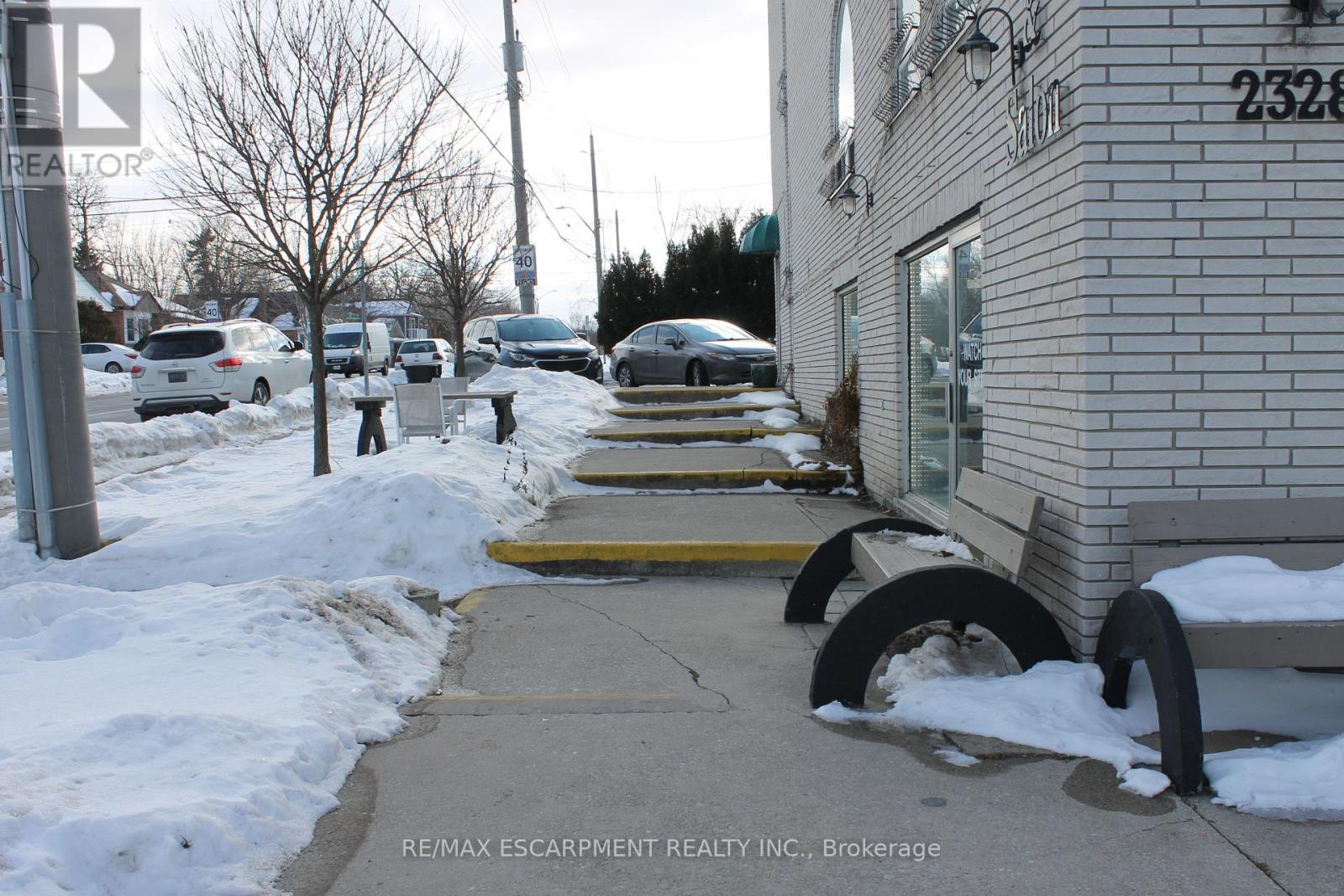 2328 King Street, Hamilton, Ontario  L8K 1X4 - Photo 8 - X12799920
