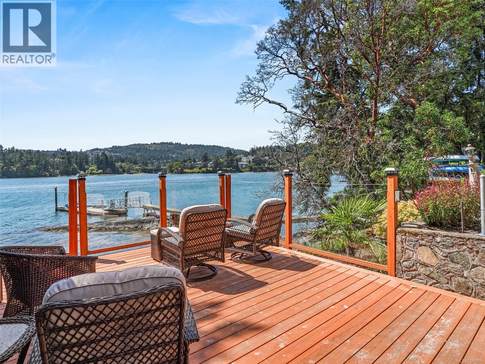549 View Royal Ave, View Royal, British Columbia  V9B 1B9 - Photo 24 - 1041209