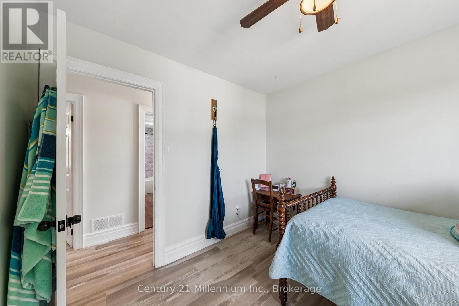 253 Valleyfield Crescent, Clearview (Stayner), Ontario  L0M 1S0 - Photo 17 - S13494850