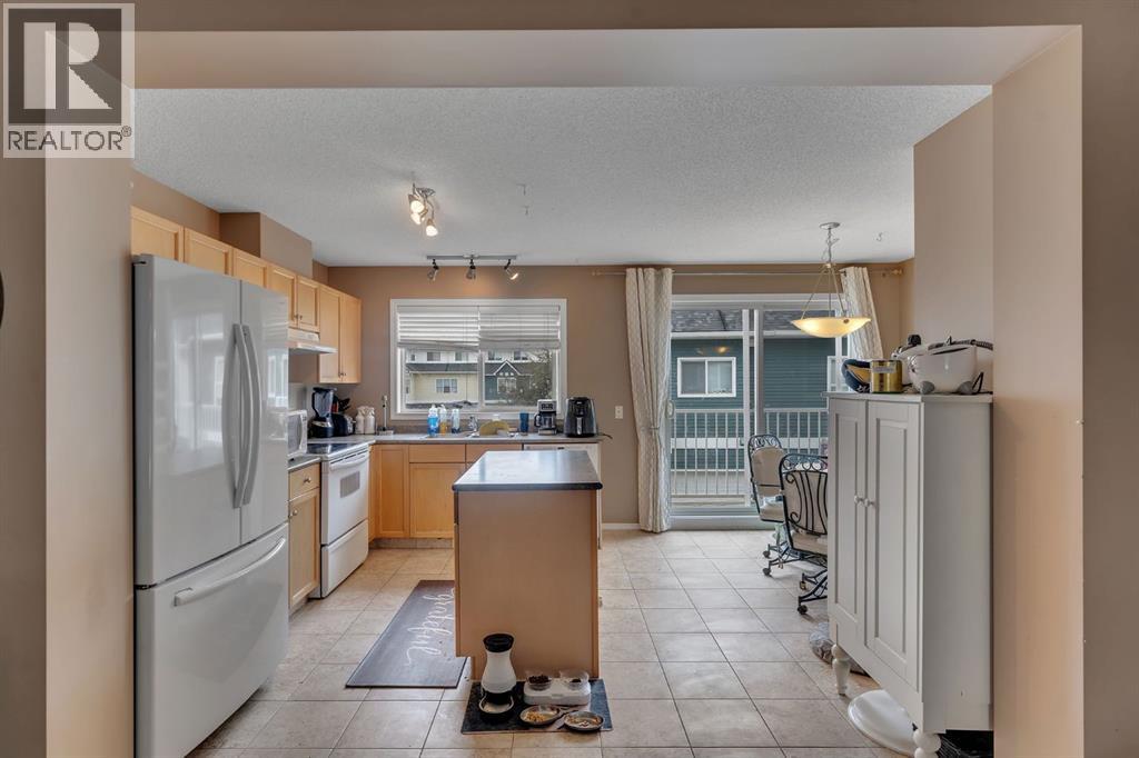 223 Mckenzie Towne Gate SE, Calgary, Alberta  T2Z 4G3 - Photo 12 - A2322615