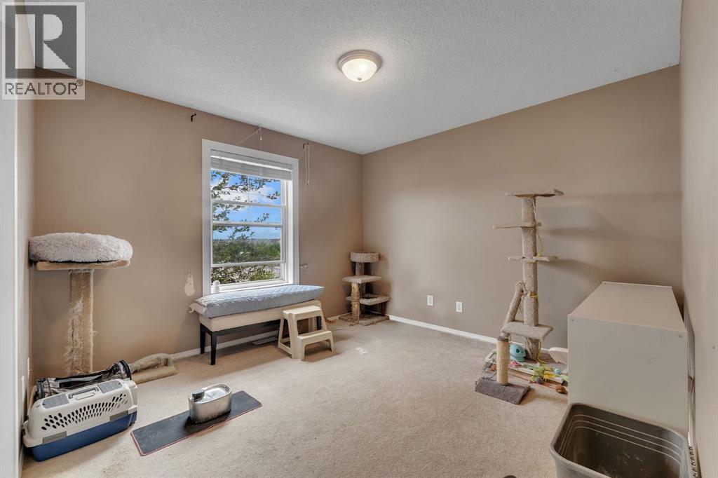 223 Mckenzie Towne Gate SE, Calgary, Alberta  T2Z 4G3 - Photo 19 - A2322615
