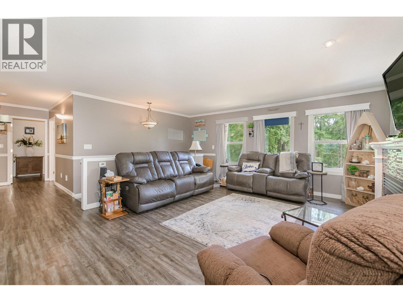 2476 Forest Drive, Blind Bay, British Columbia  V0E 1H2 - Photo 26 - 10391779