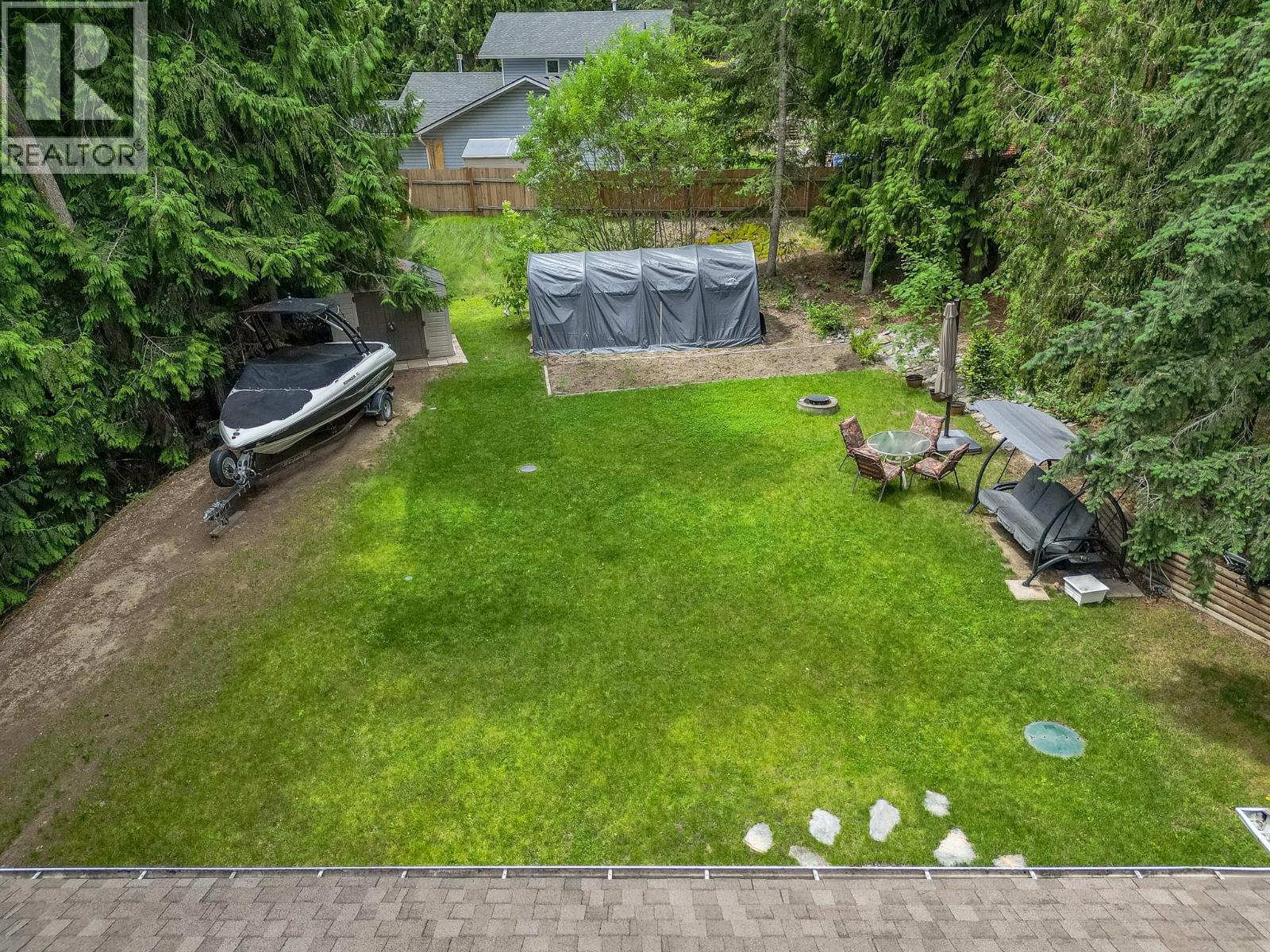 2476 Forest Drive, Blind Bay, British Columbia  V0E 1H2 - Photo 15 - 10391779