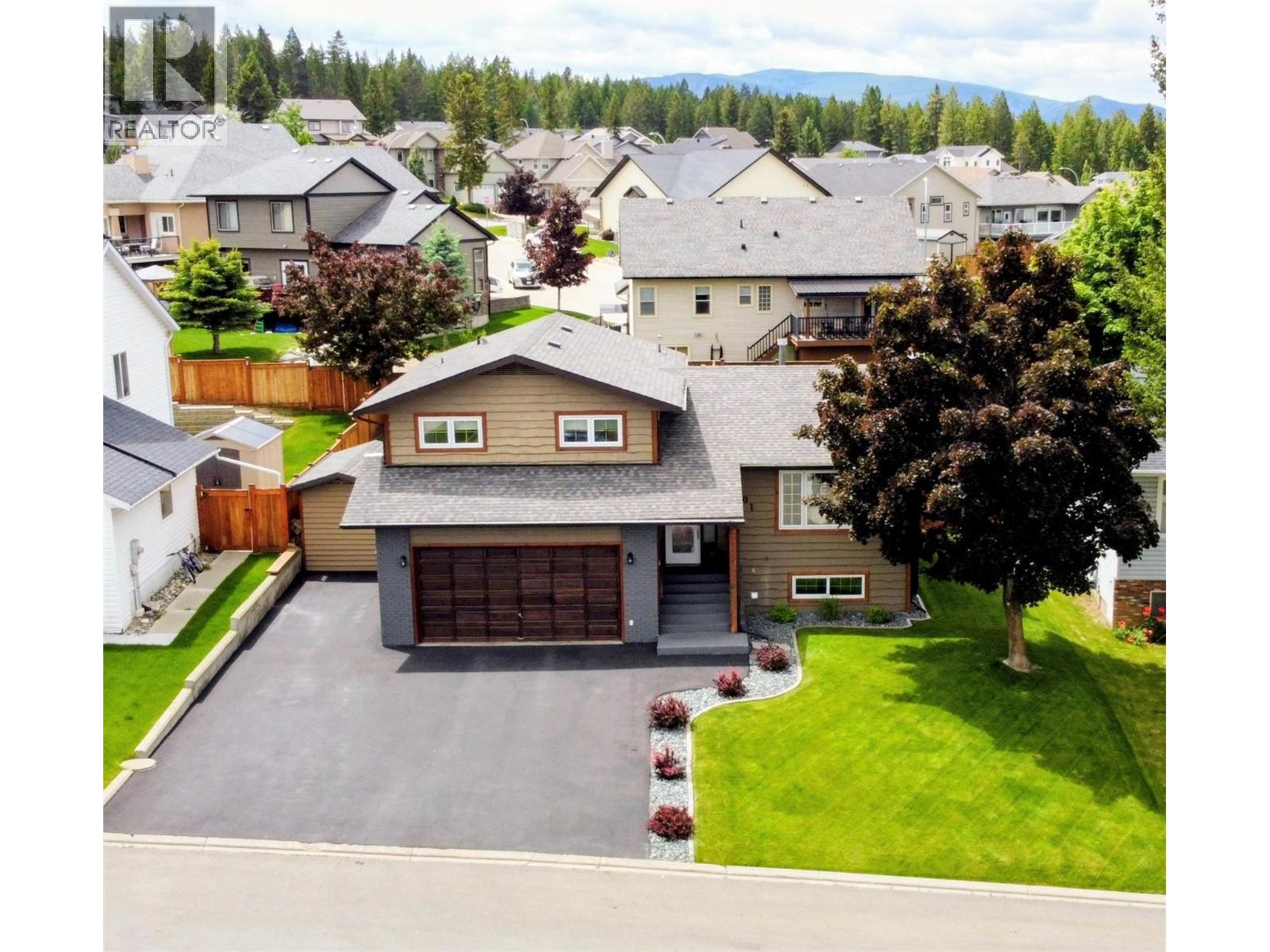 201 Birch Drive, Cranbrook, British Columbia  V1C 5X9 - Photo 1 - 10392131