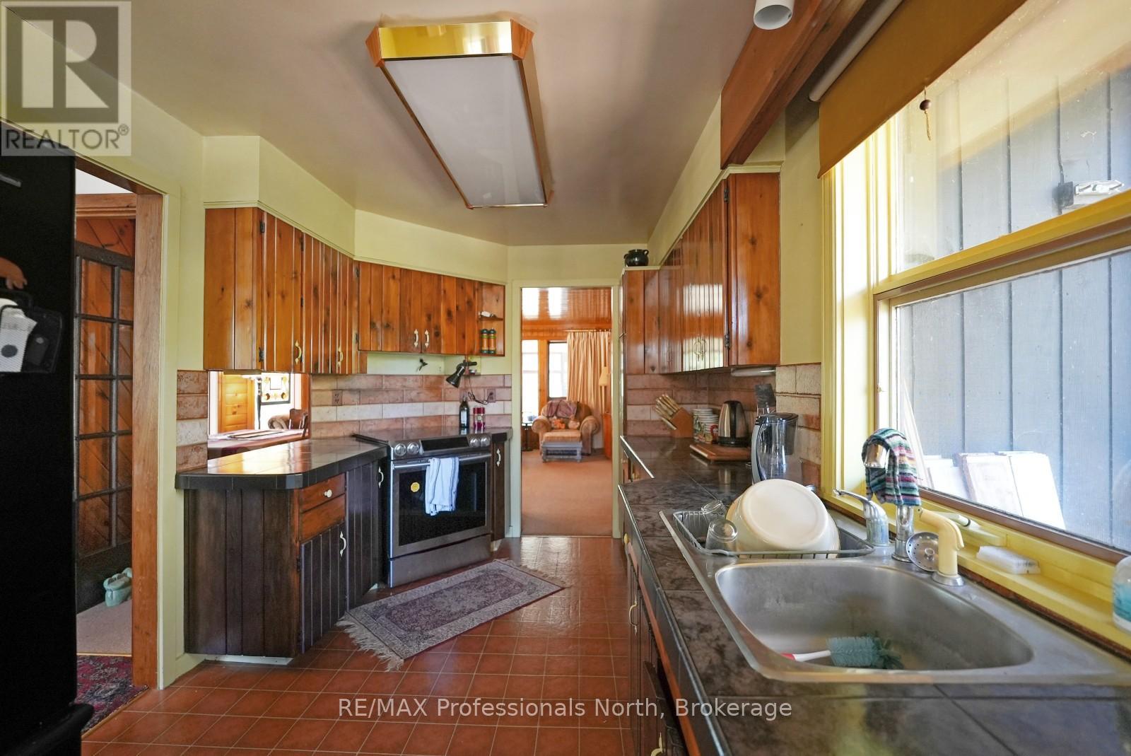 2397 Kashagawigamog Lake Road, Minden Hills, Ontario  K0M 2K0 - Photo 15 - X13494732