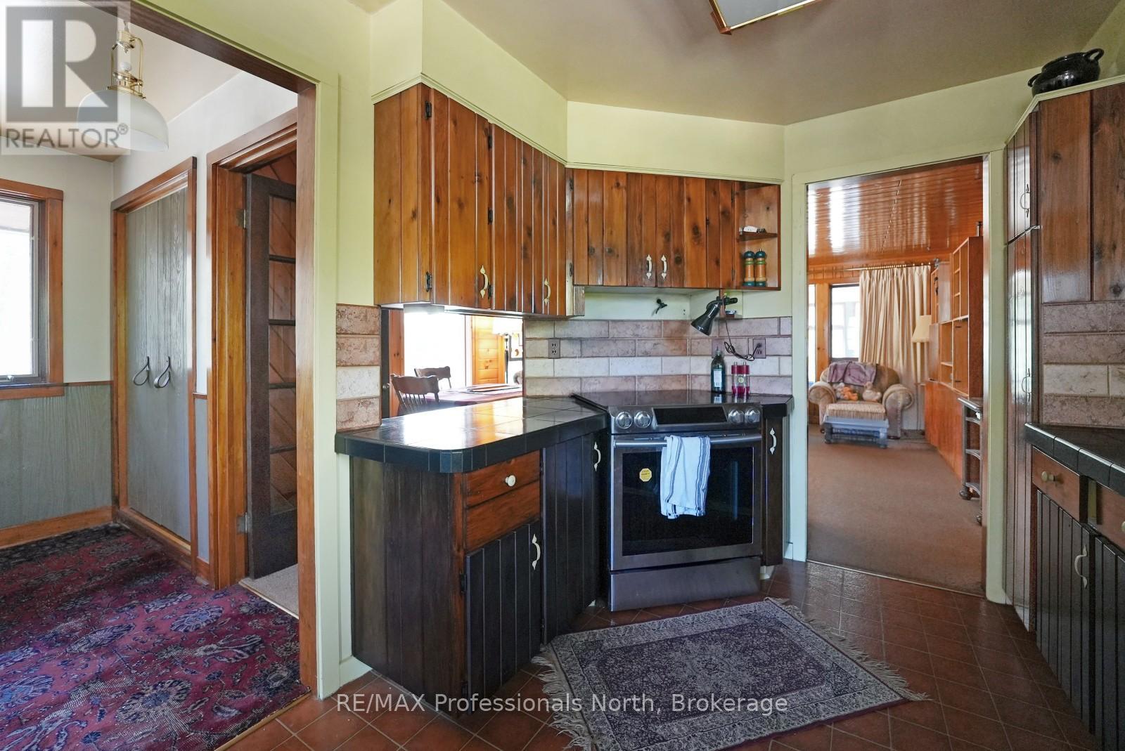 2397 Kashagawigamog Lake Road, Minden Hills, Ontario  K0M 2K0 - Photo 16 - X13494732