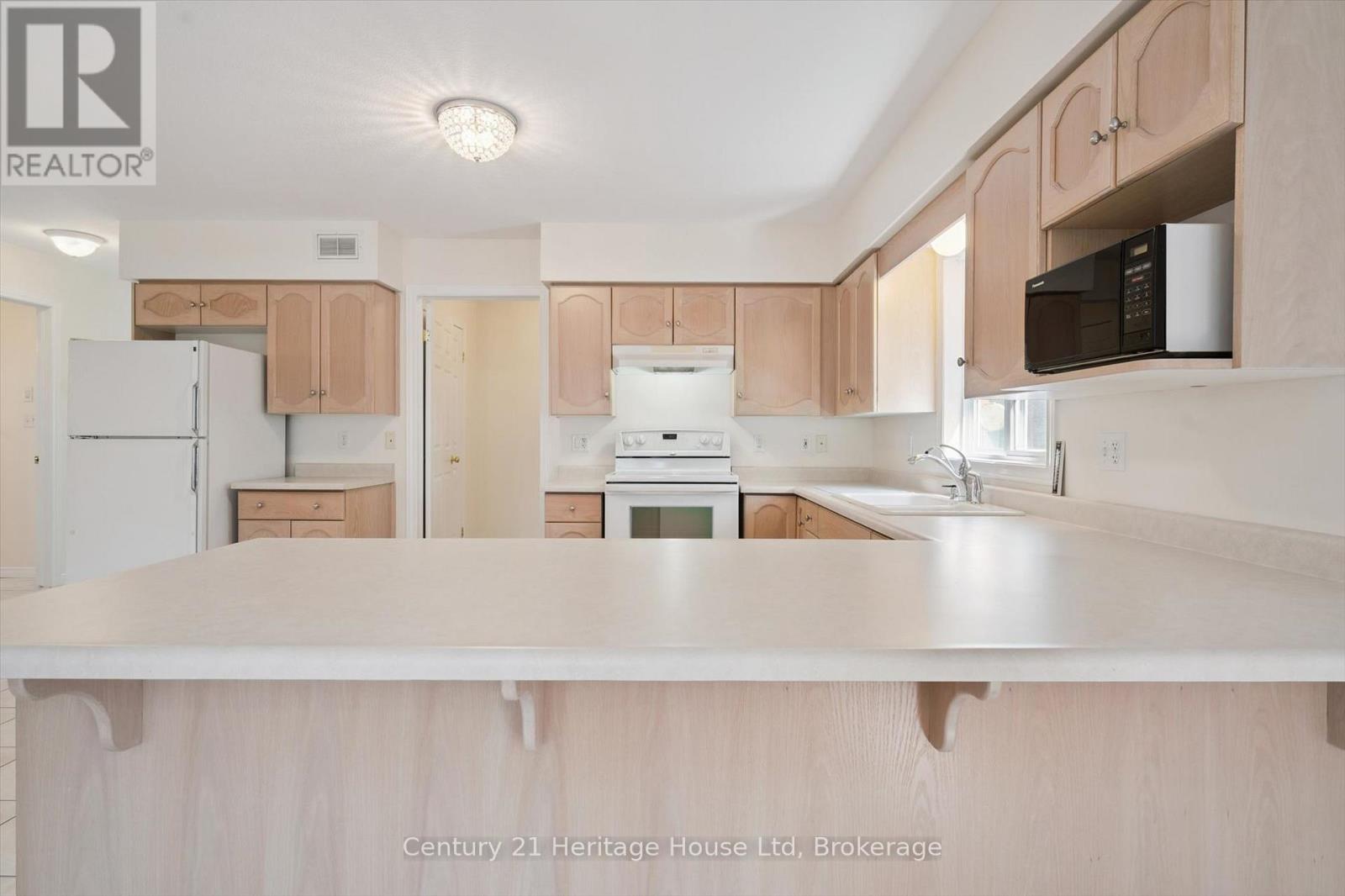 35 Shackleton Drive, Guelph, Ontario  N1E 7K5 - Photo 14 - X13494812