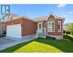 35 SHACKLETON DRIVE, Guelph, Ontario
