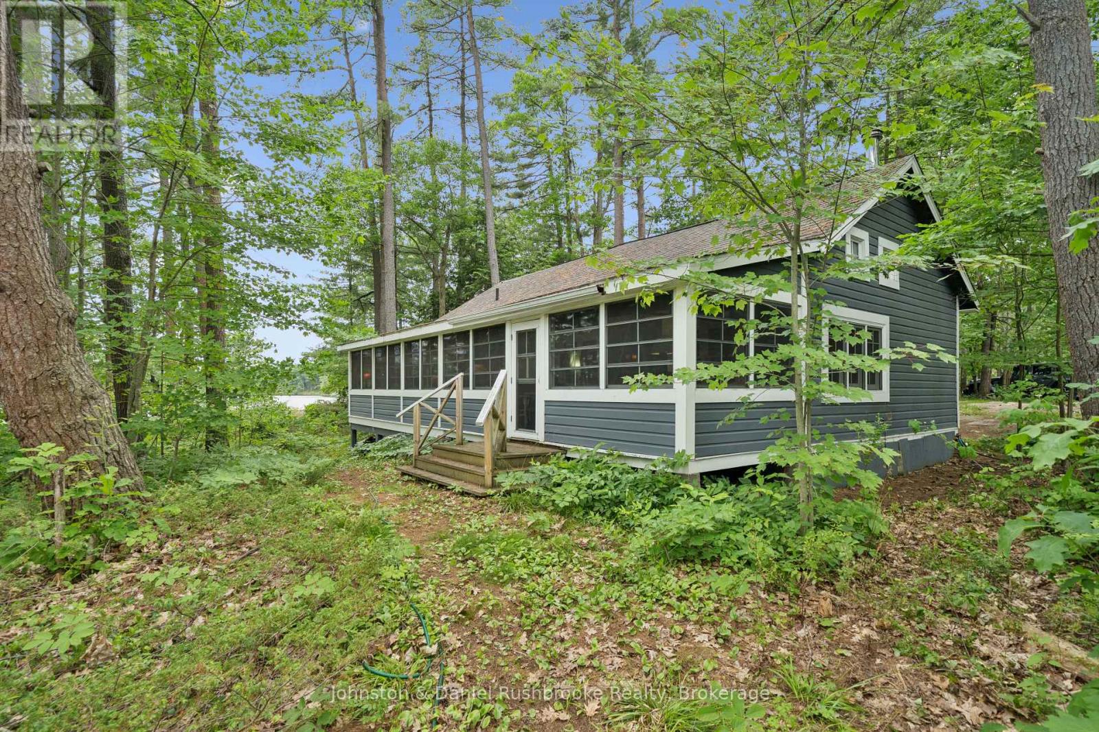 3 - 1037 SNIDERS BAY ROAD, Gravenhurst, Ontario