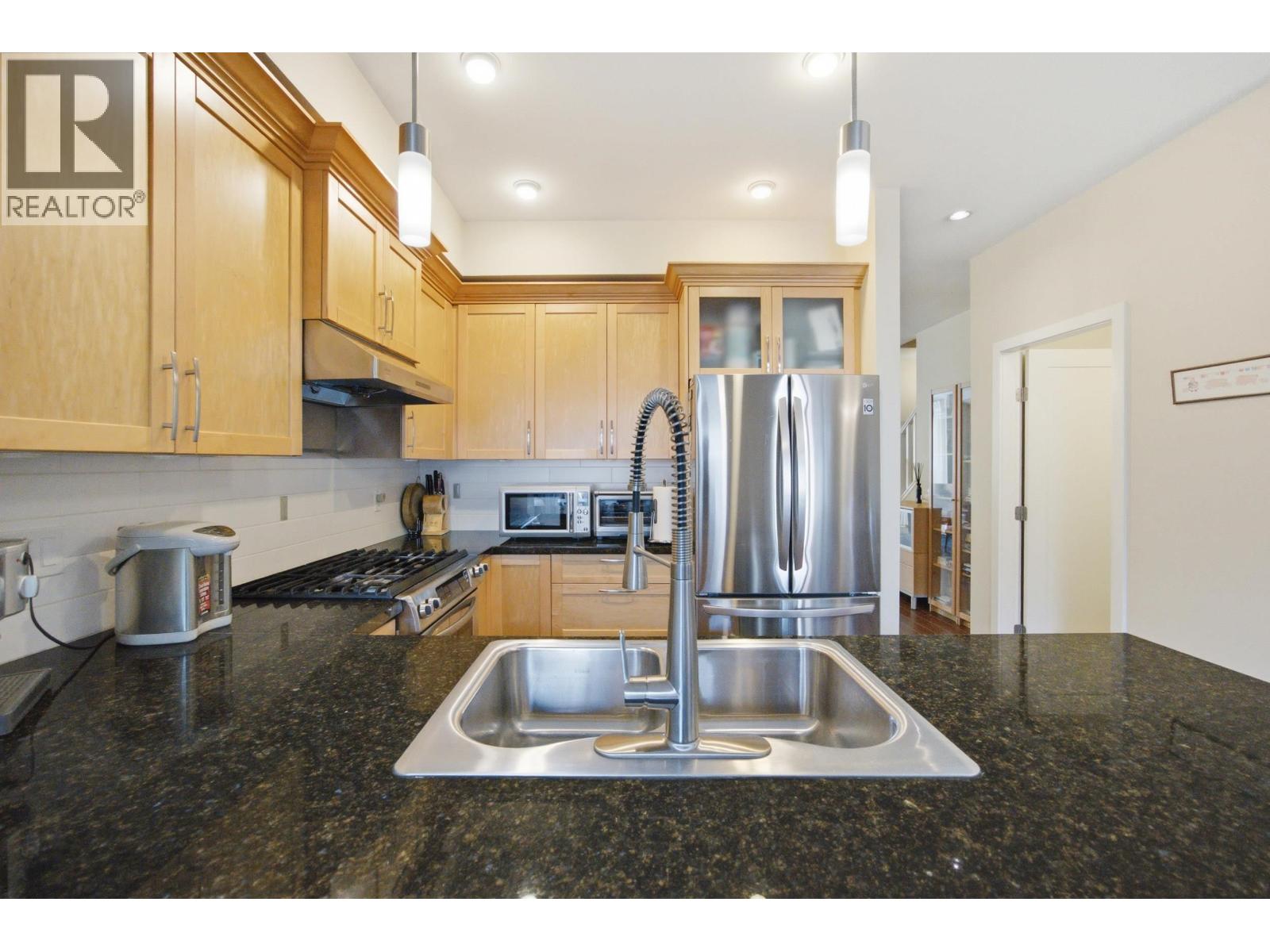 225 Salter Street, New Westminster, British Columbia  V3M 0E8 - Photo 12 - R3140282