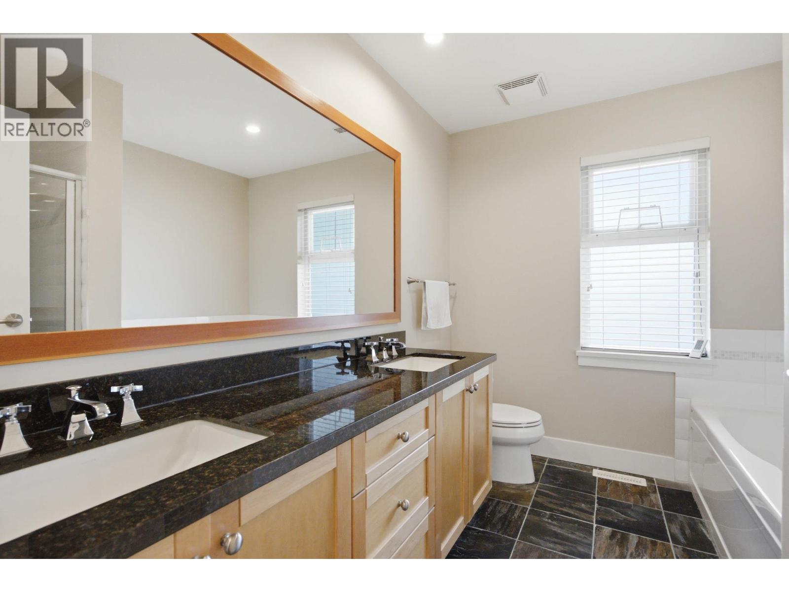 225 Salter Street, New Westminster, British Columbia  V3M 0E8 - Photo 22 - R3140282