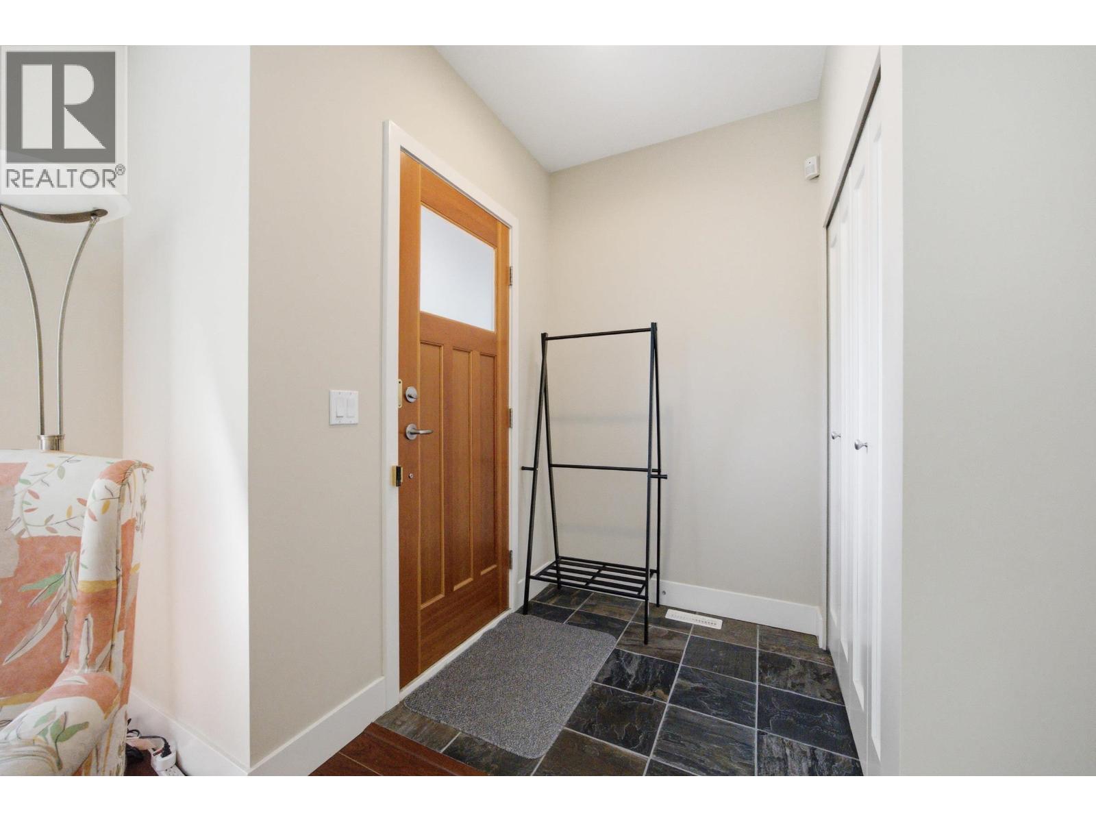 225 Salter Street, New Westminster, British Columbia  V3M 0E8 - Photo 3 - R3140282