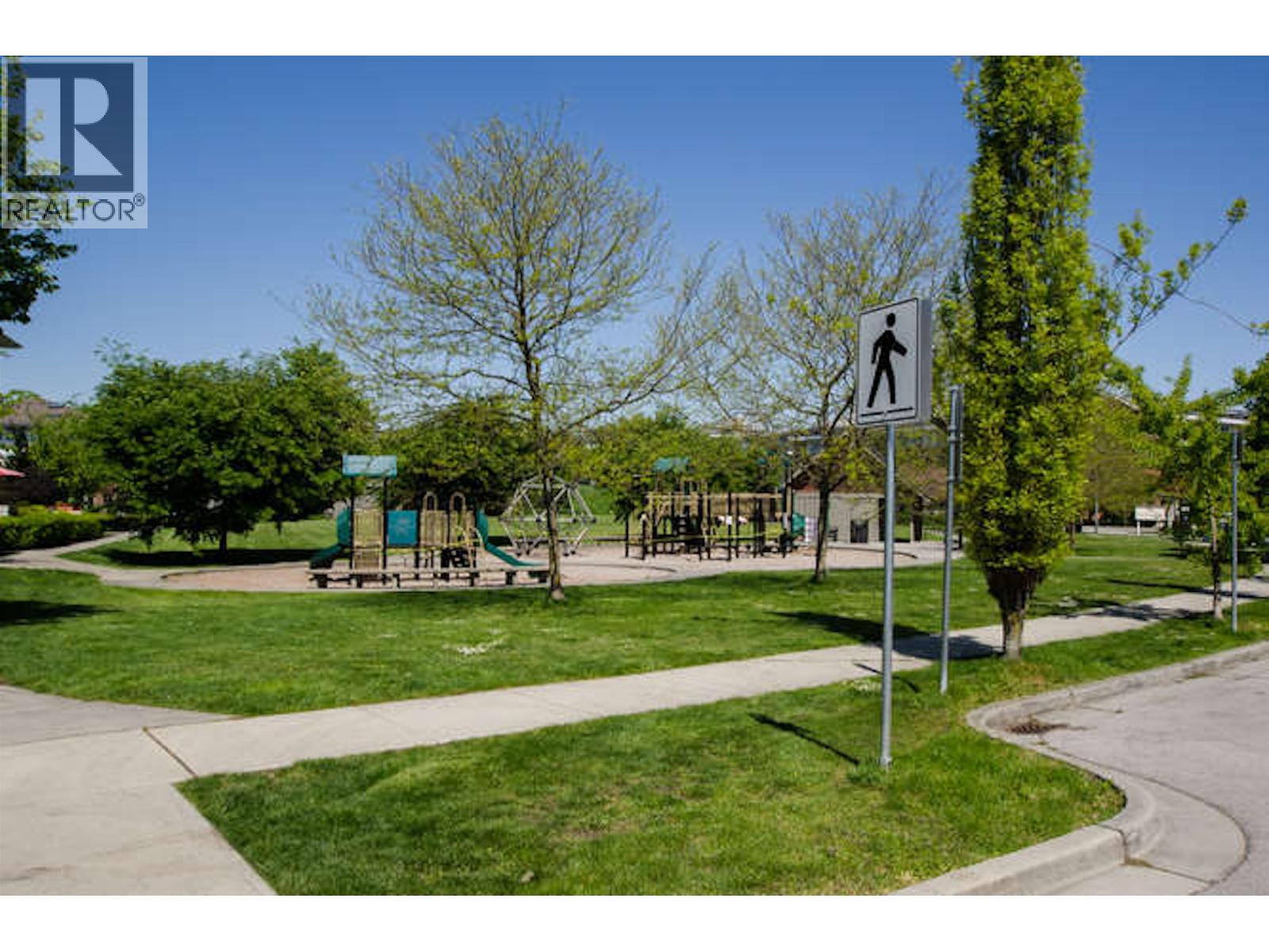 225 Salter Street, New Westminster, British Columbia  V3M 0E8 - Photo 38 - R3140282