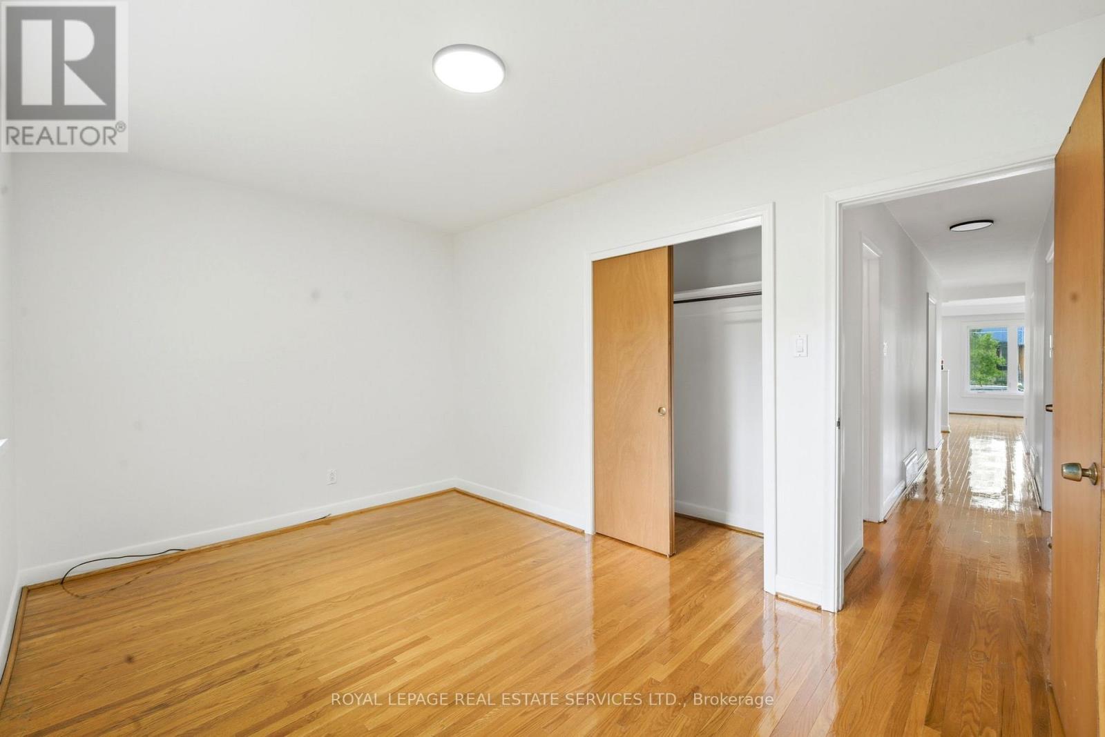 45 Poynter Drive, Toronto, Ontario  M9R 1L3 - Photo 19 - W13477420