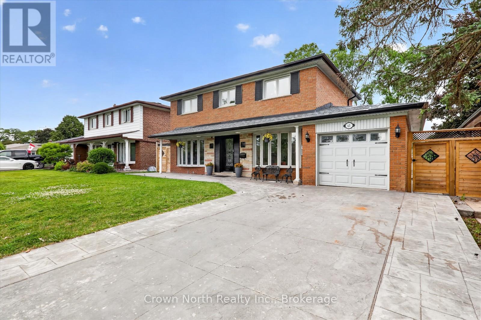 <div class="slider-price">$1,598,000</div><p>63 Portico Drive, Toronto, Ontario</p>