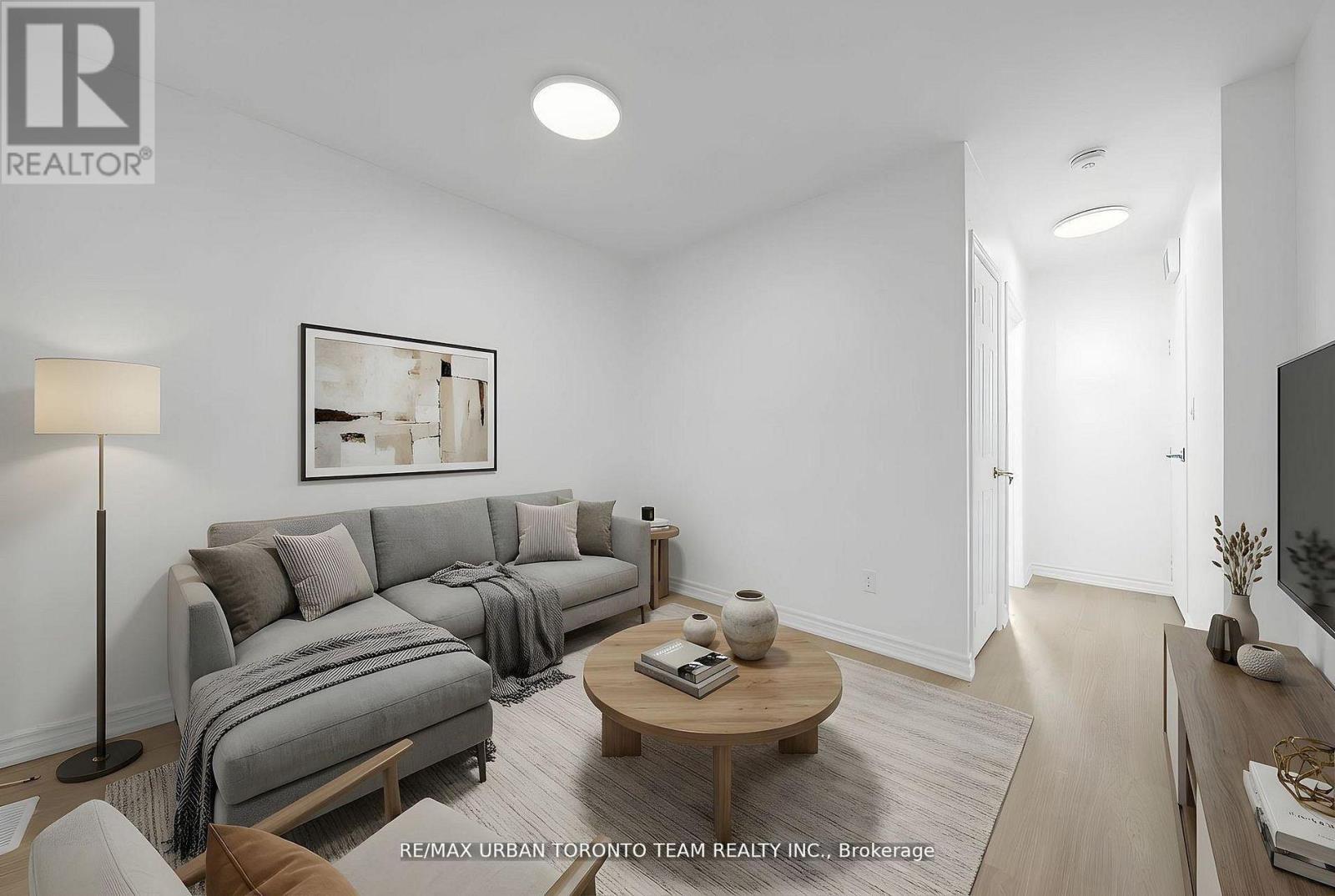 MAIN - 880 DUNDAS STREET E, Toronto, Ontario