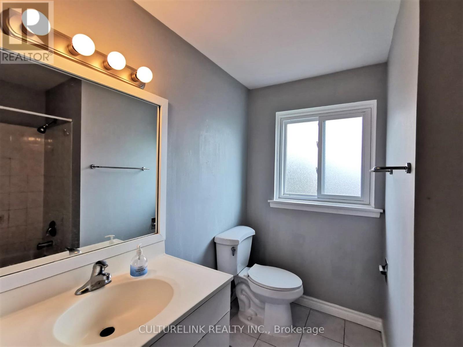 18 Westwater Drive, Toronto, Ontario  M1W 2G3 - Photo 18 - E13494818
