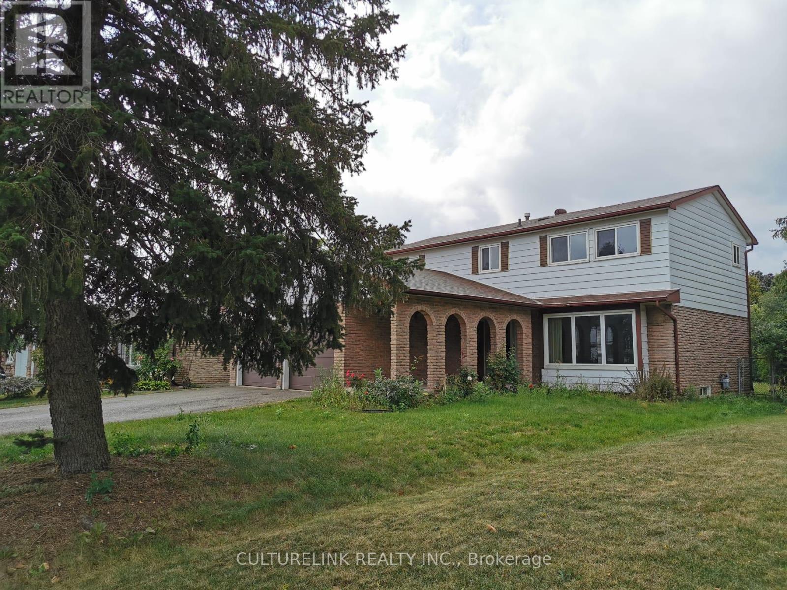 18 Westwater Drive, Toronto, Ontario  M1W 2G3 - Photo 2 - E13494818
