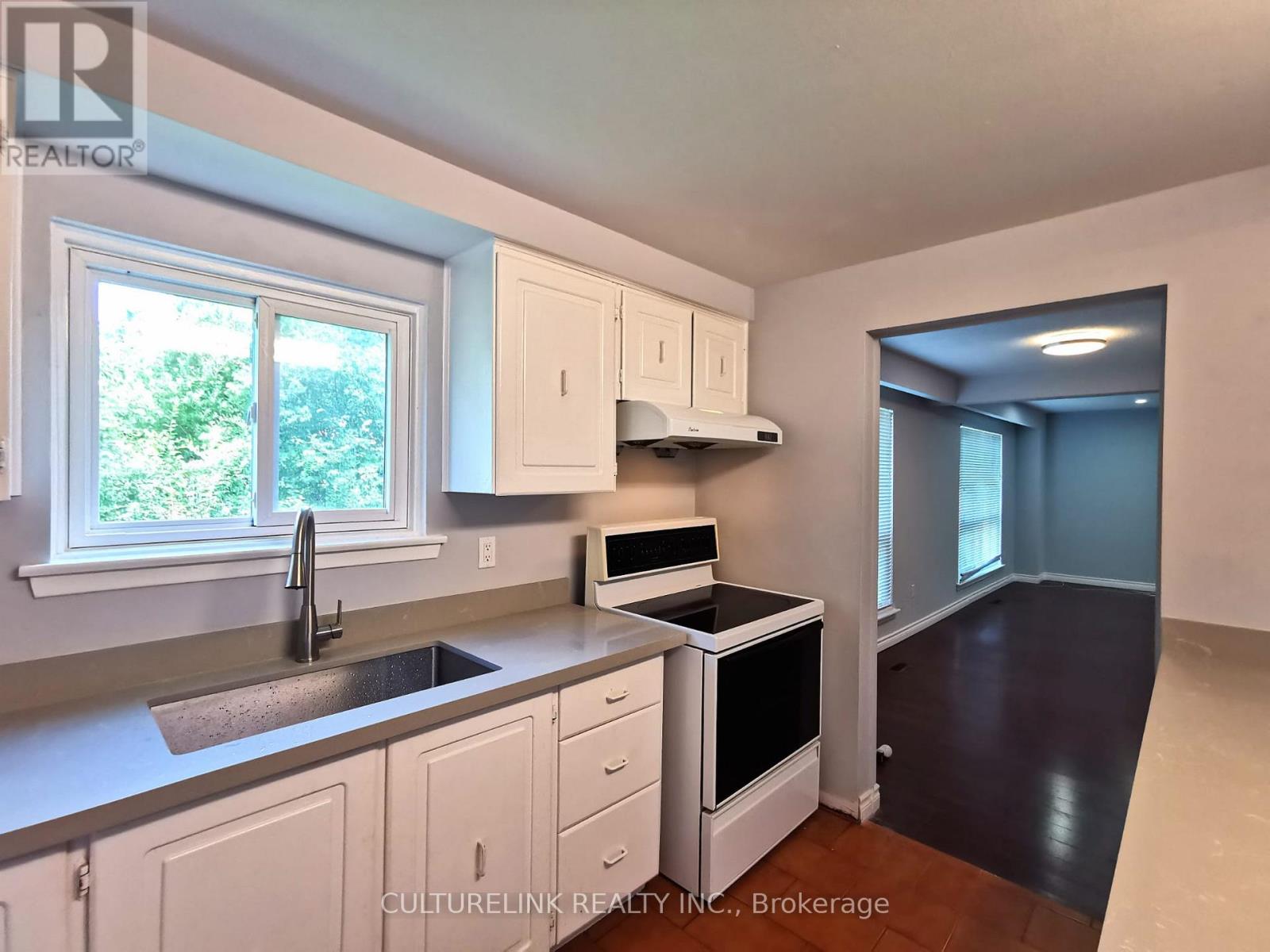 18 Westwater Drive, Toronto, Ontario  M1W 2G3 - Photo 7 - E13494818