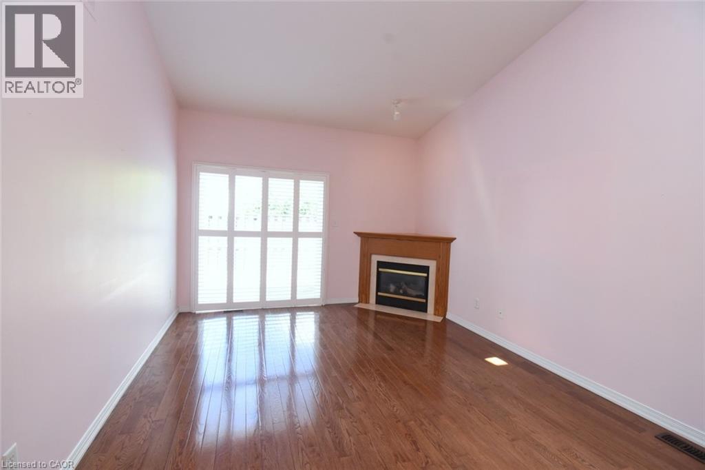 566 Southridge Drive Unit# 61, Hamilton, Ontario  L9C 7W5 - Photo 6 - 40837855