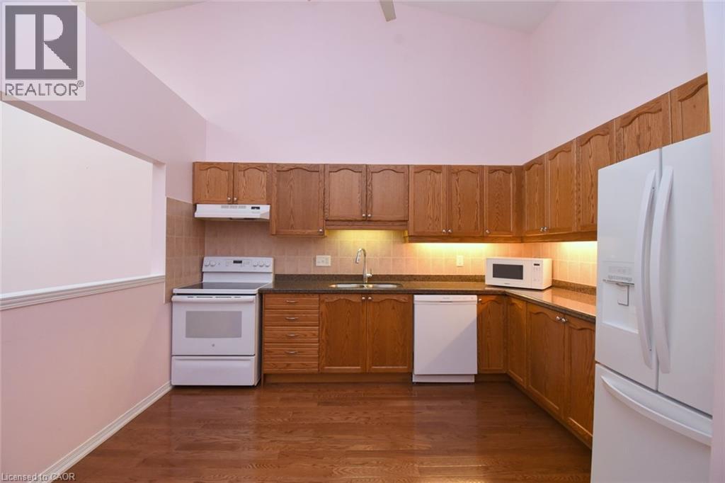 566 Southridge Drive Unit# 61, Hamilton, Ontario  L9C 7W5 - Photo 14 - 40837855