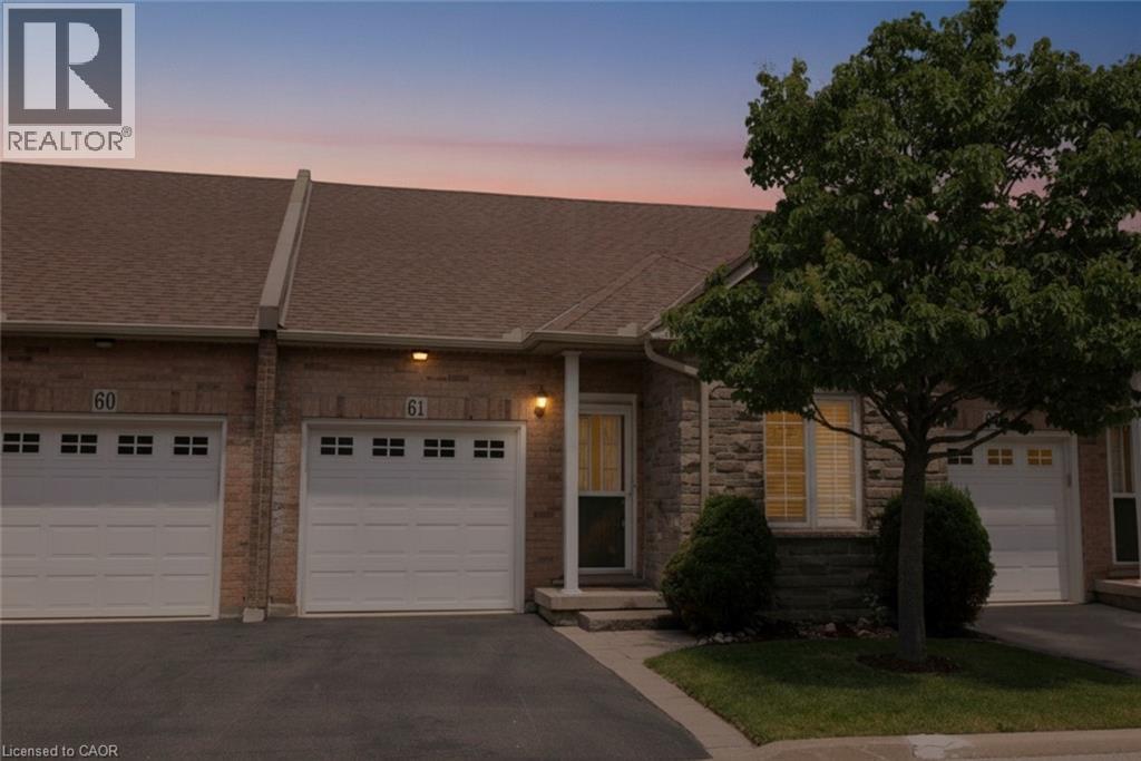 566 Southridge Drive Unit# 61, Hamilton, Ontario  L9C 7W5 - Photo 3 - 40837855