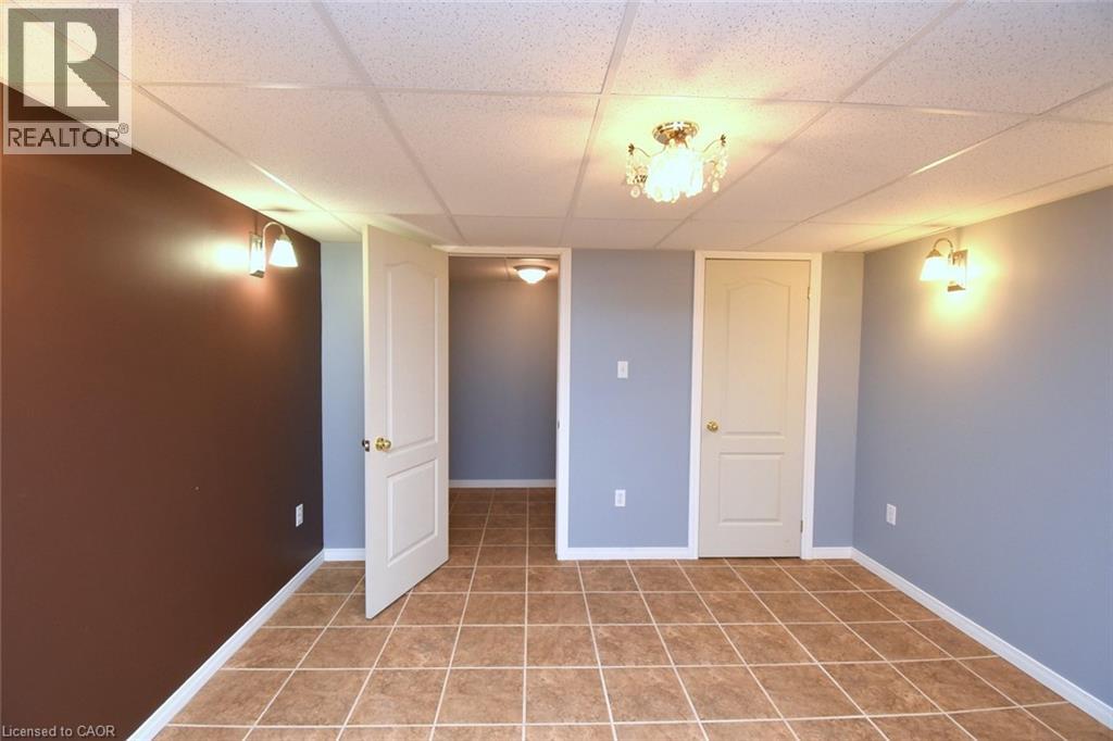 566 Southridge Drive Unit# 61, Hamilton, Ontario  L9C 7W5 - Photo 30 - 40837855