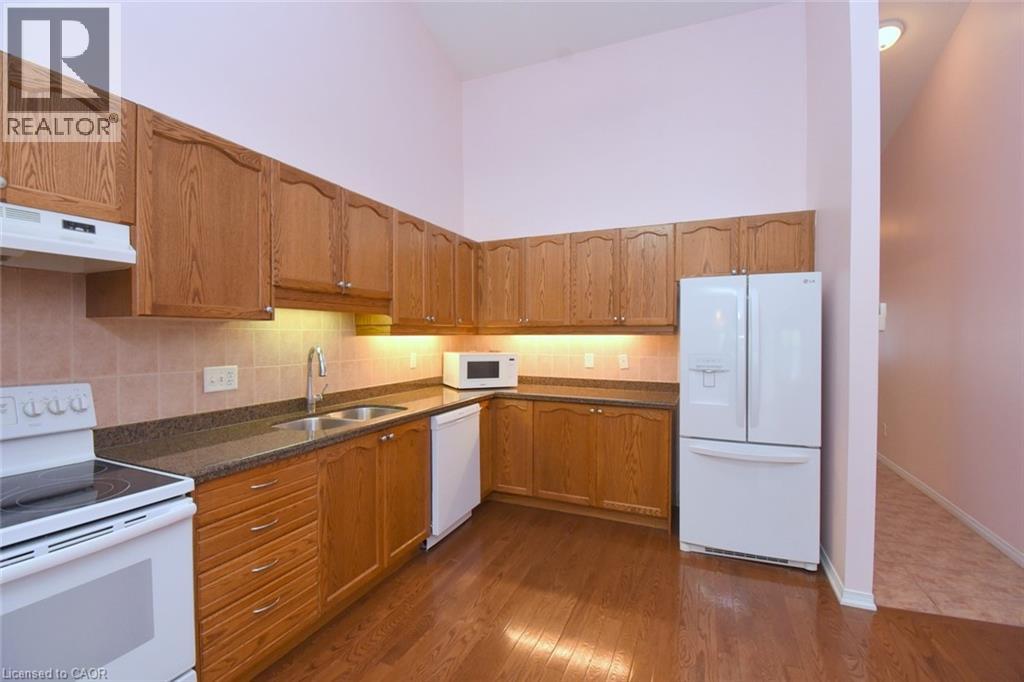 566 Southridge Drive Unit# 61, Hamilton, Ontario  L9C 7W5 - Photo 15 - 40837855