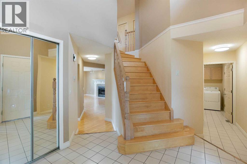 561 Woodbine Boulevard Sw, Calgary, Alberta  T2W 4P5 - Photo 5 - A2323455