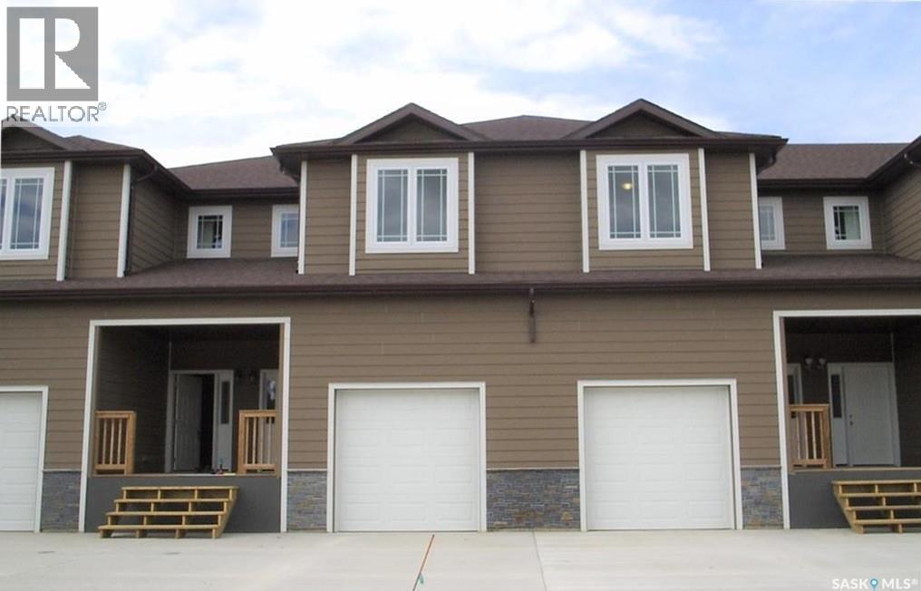 14 McKenzie LANE, White City, Saskatchewan