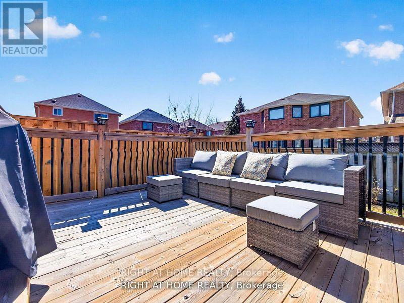 7068 Rosehurst Drive, Mississauga, Ontario  L5N 6Y8 - Photo 45 - W13494726