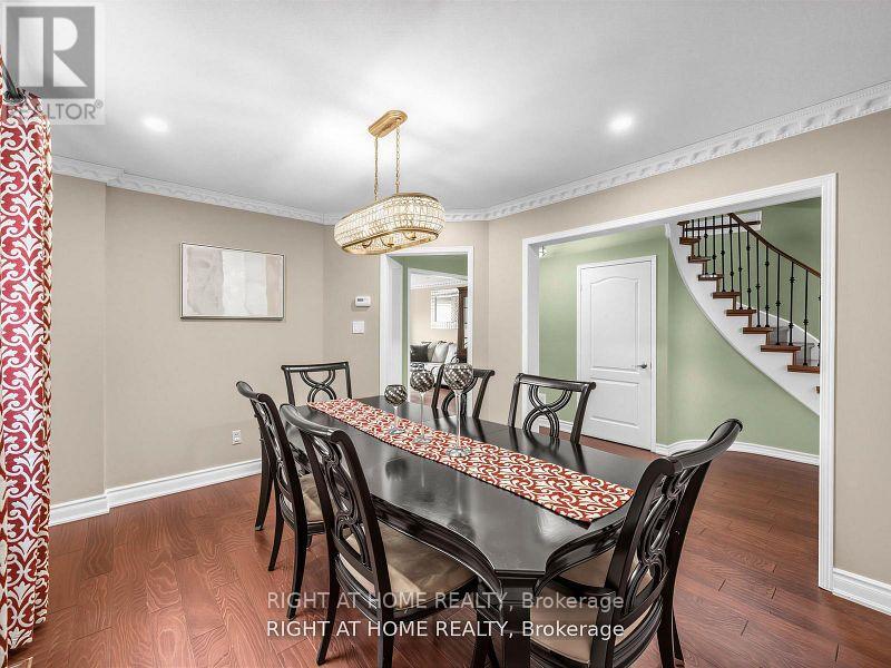 7068 Rosehurst Drive, Mississauga, Ontario  L5N 6Y8 - Photo 9 - W13494726