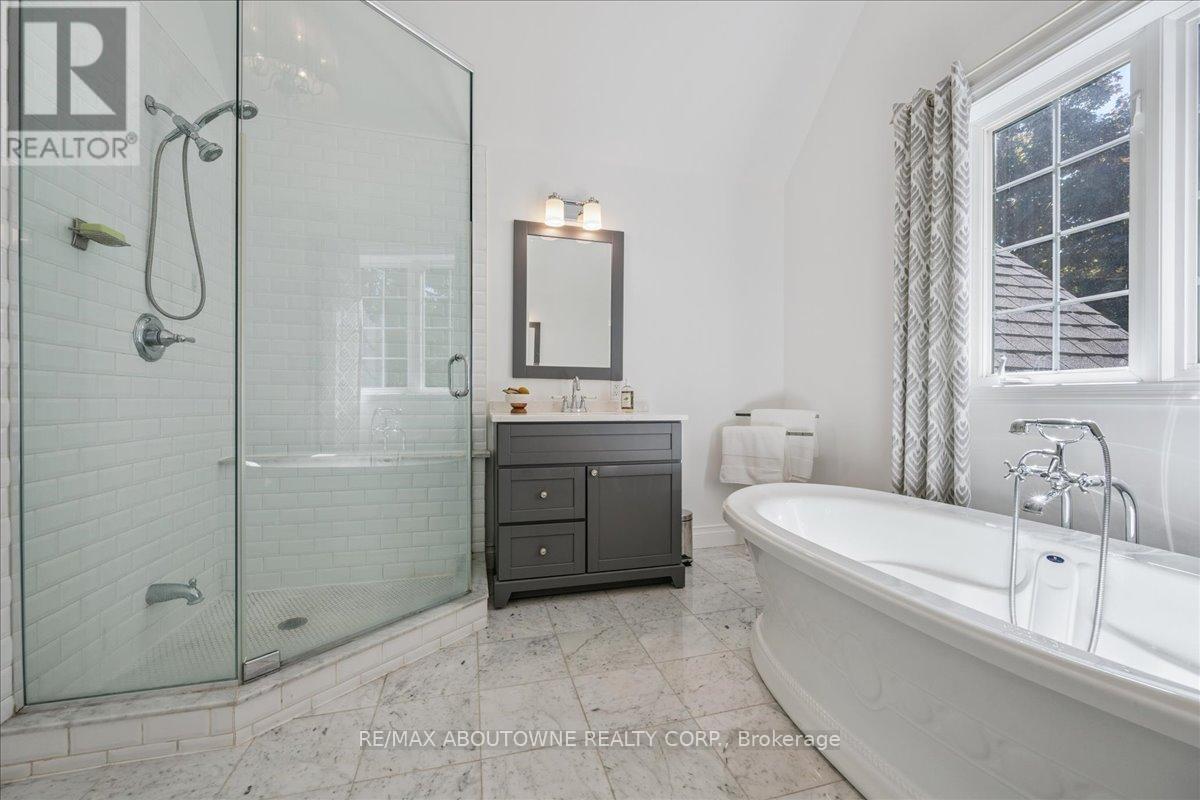 489 Rebecca Street, Oakville, Ontario  L6K 1K8 - Photo 29 - W13494740