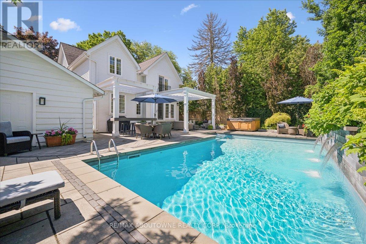 489 Rebecca Street, Oakville, Ontario  L6K 1K8 - Photo 46 - W13494740