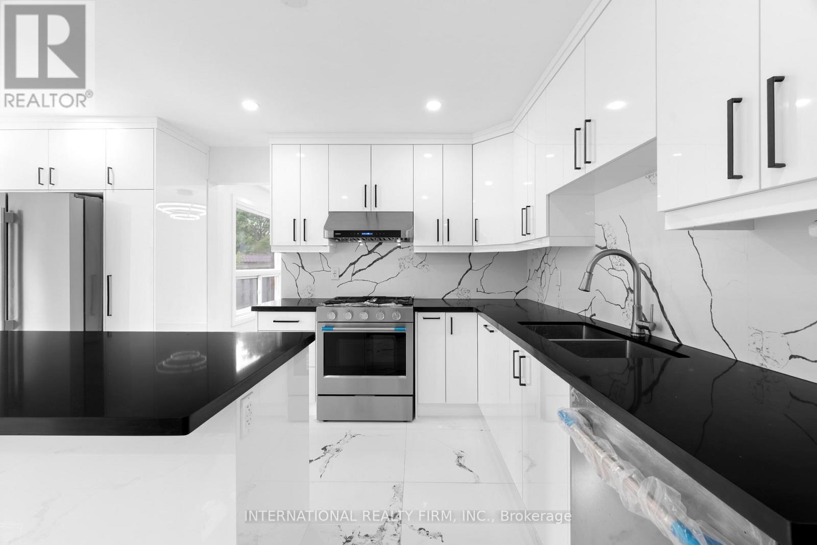 60 Major William Sharpe Drive, Brampton, Ontario  L6X 3J1 - Photo 13 - W13494802