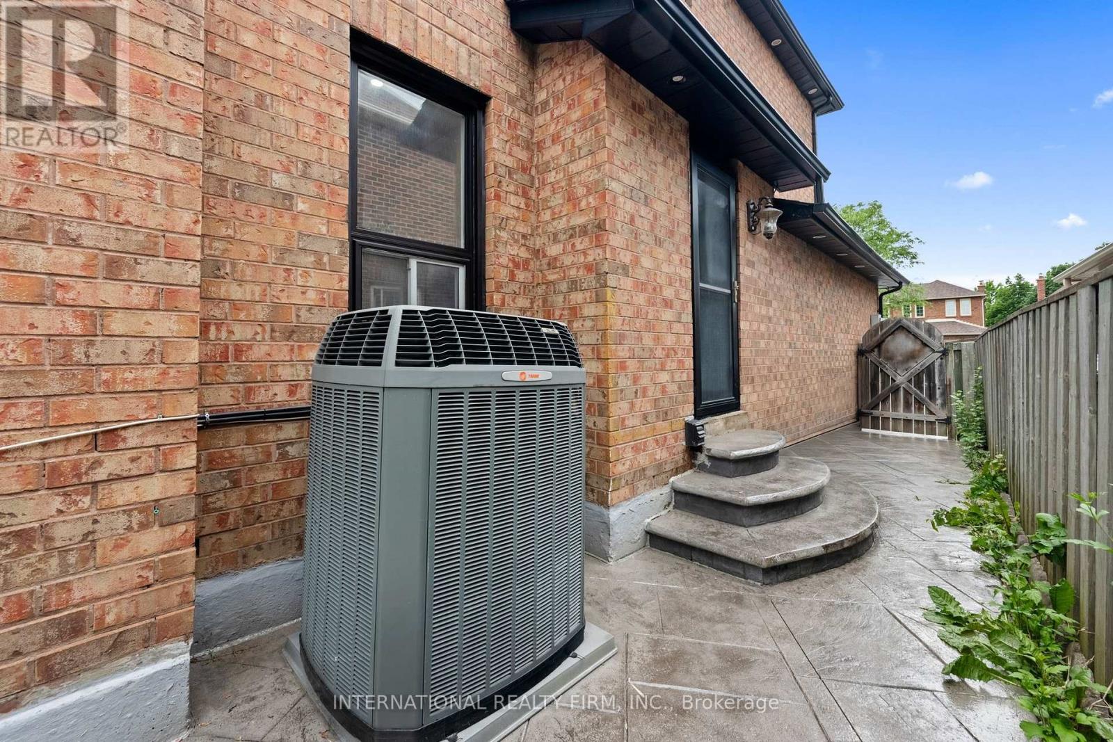 60 Major William Sharpe Drive, Brampton, Ontario  L6X 3J1 - Photo 44 - W13494802
