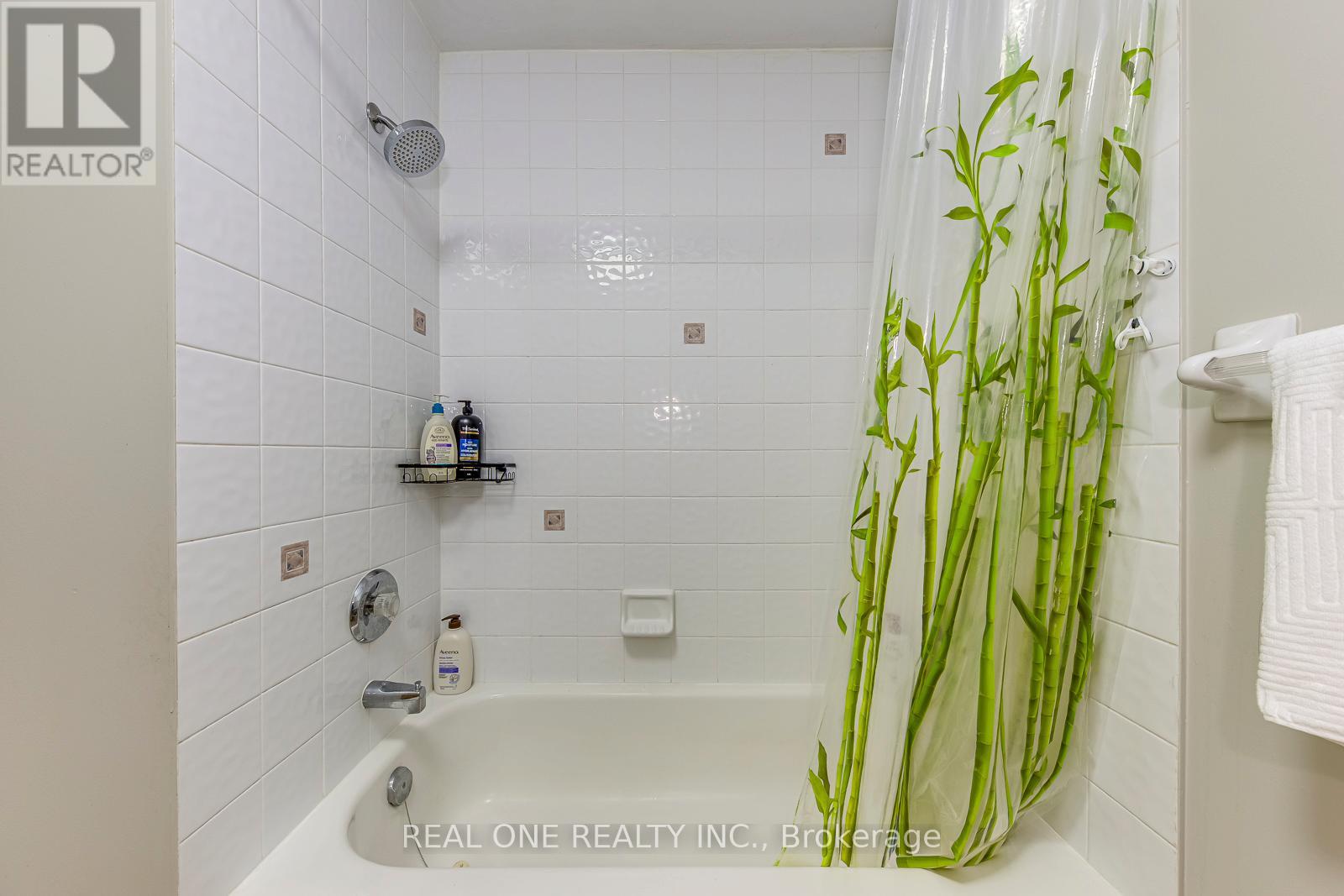 2470 Bankside Drive, Mississauga, Ontario  L5M 6E6 - Photo 28 - W13494816