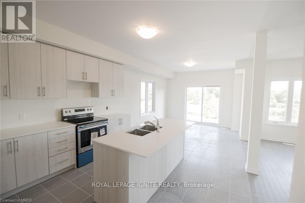 36 Oakmont Drive, Loyalist, Ontario  K0H 1G0 - Photo 15 - X13494856