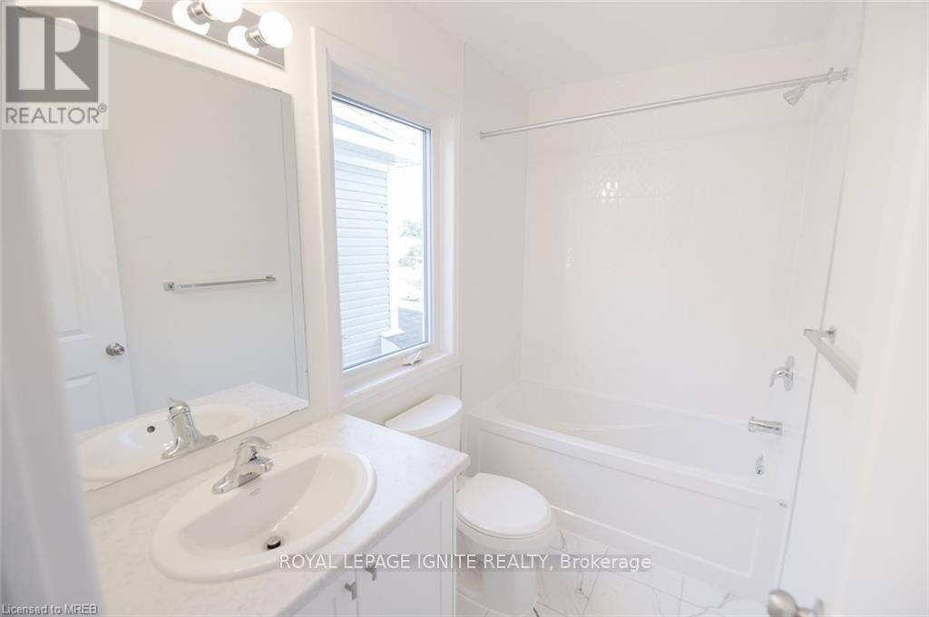 36 Oakmont Drive, Loyalist, Ontario  K0H 1G0 - Photo 20 - X13494856