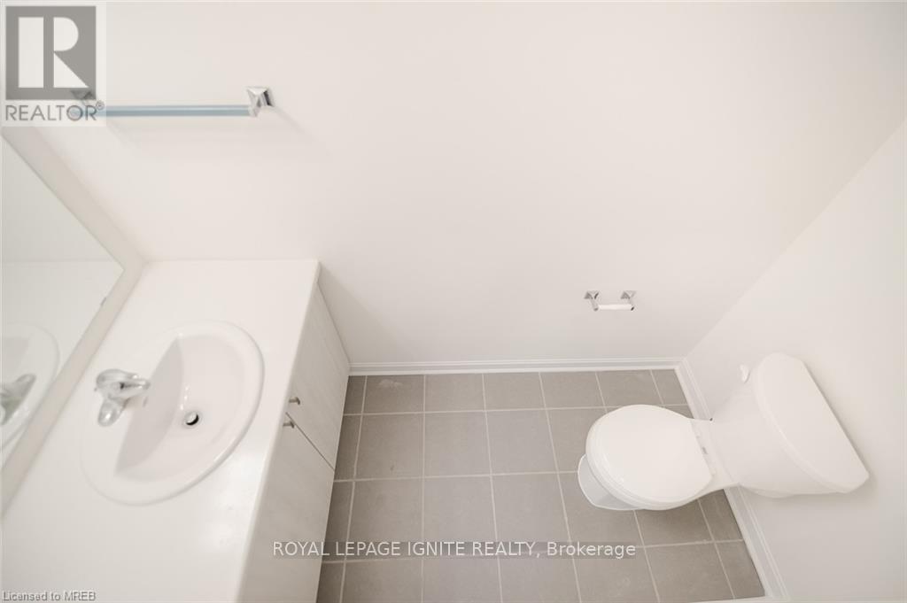 36 Oakmont Drive, Loyalist, Ontario  K0H 1G0 - Photo 35 - X13494856