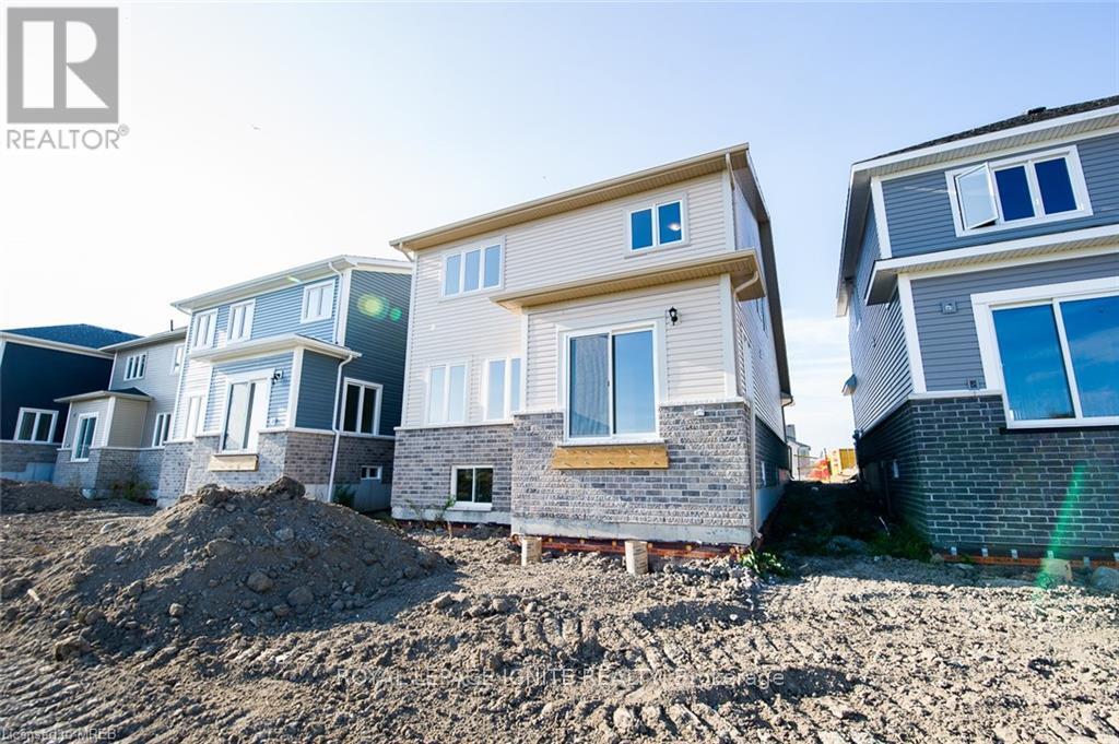 36 Oakmont Drive, Loyalist, Ontario  K0H 1G0 - Photo 6 - X13494856