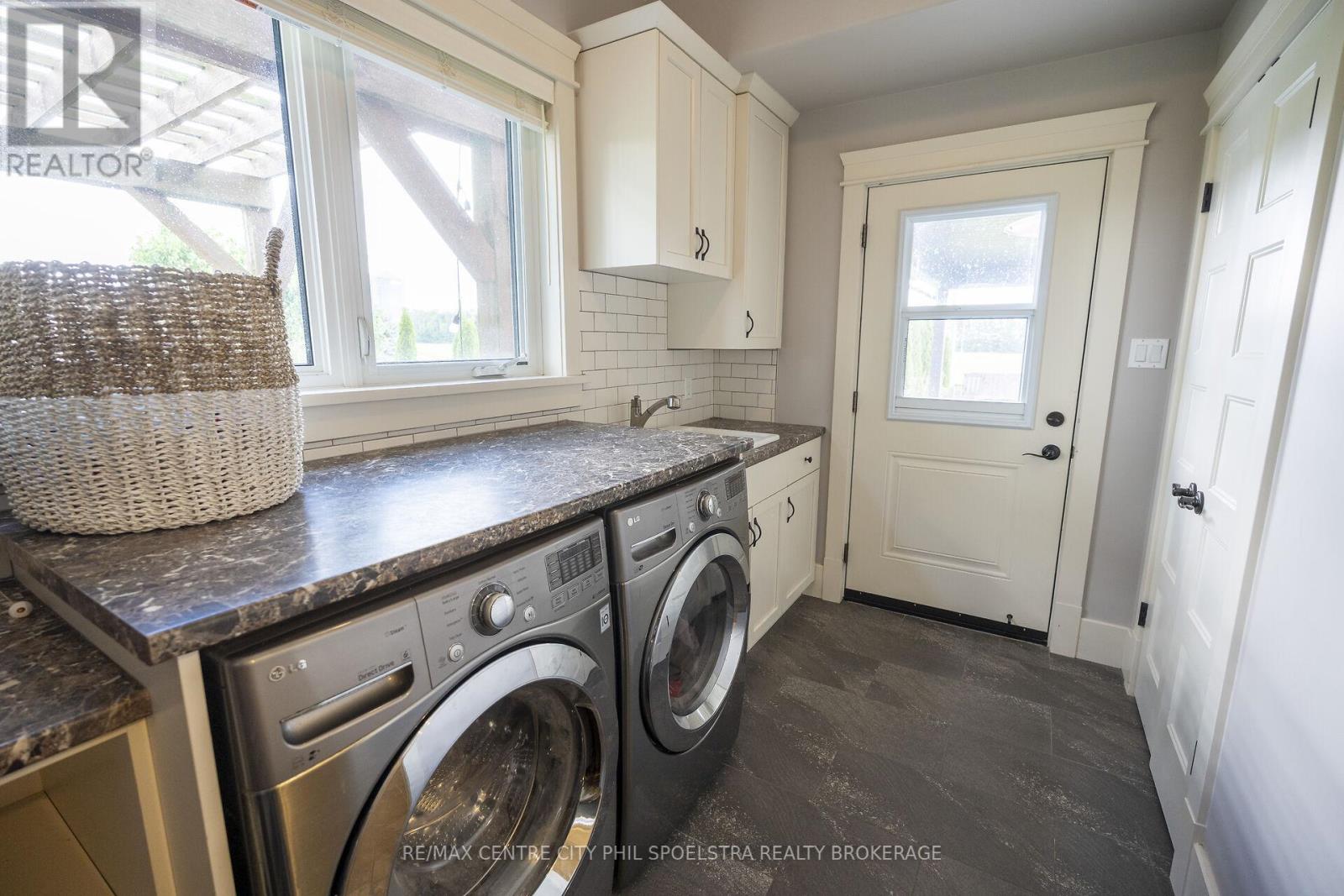 6928 Wellington Road 10, Mapleton, Ontario  N0G 2K0 - Photo 28 - X13494978