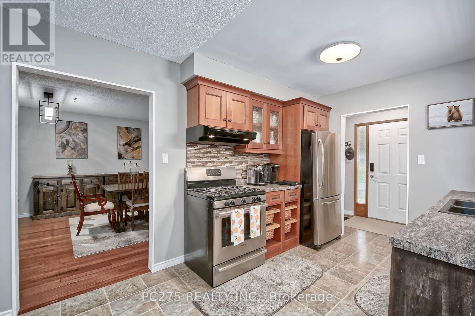 485 Ferndale Avenue, London South, Ontario  N6C 4Y1 - Photo 11 - X13495084