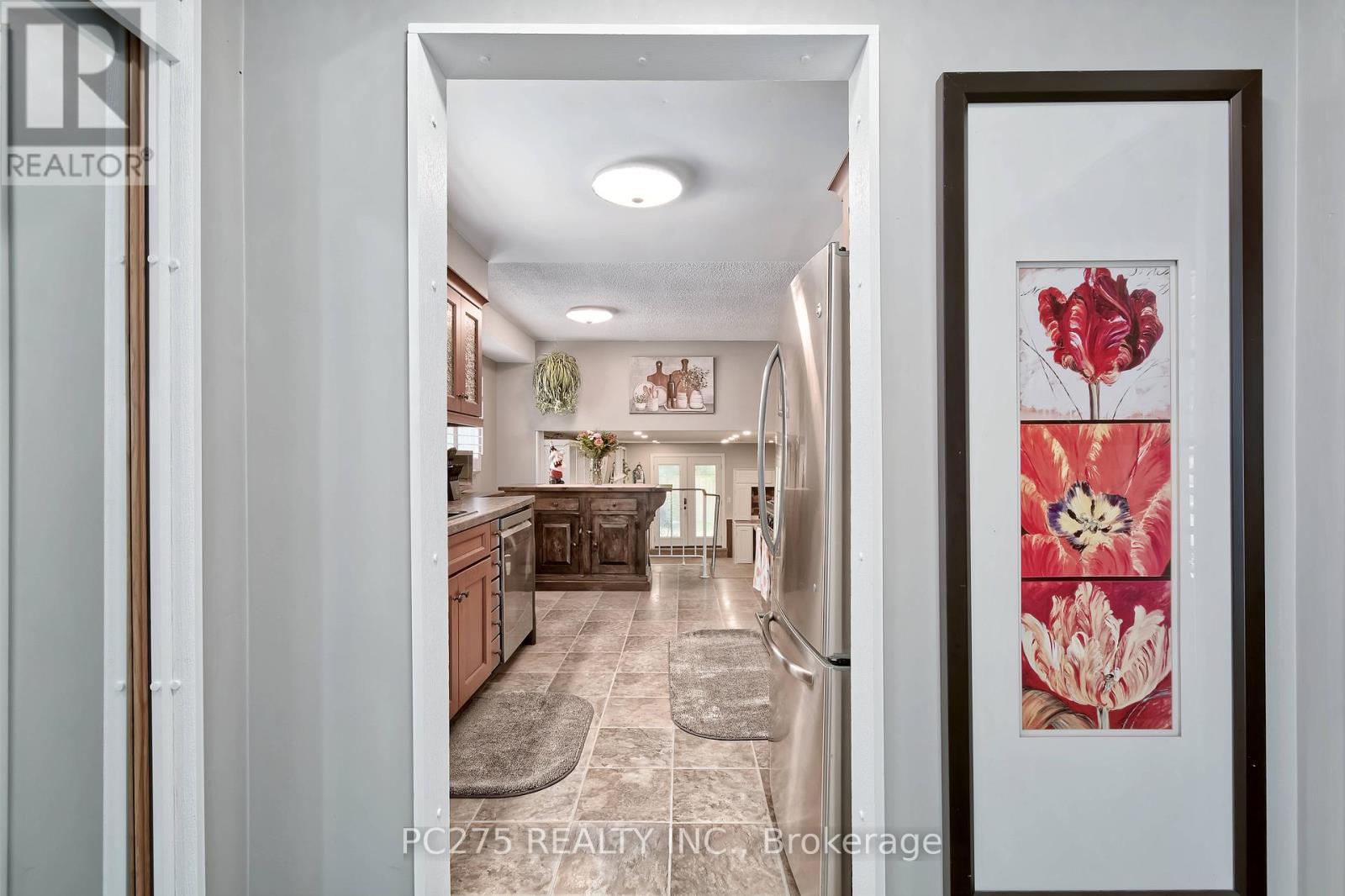 485 Ferndale Avenue, London South, Ontario  N6C 4Y1 - Photo 5 - X13495084