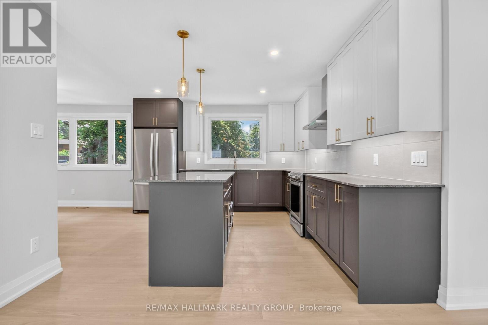 1054 Chelsea Drive, Ottawa, Ontario  K1K 0M8 - Photo 6 - X13495054